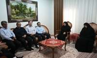 استاندار و فرماندار بوشهر میهمان خانواده شهیدان درودگاهی در خارگ شدند